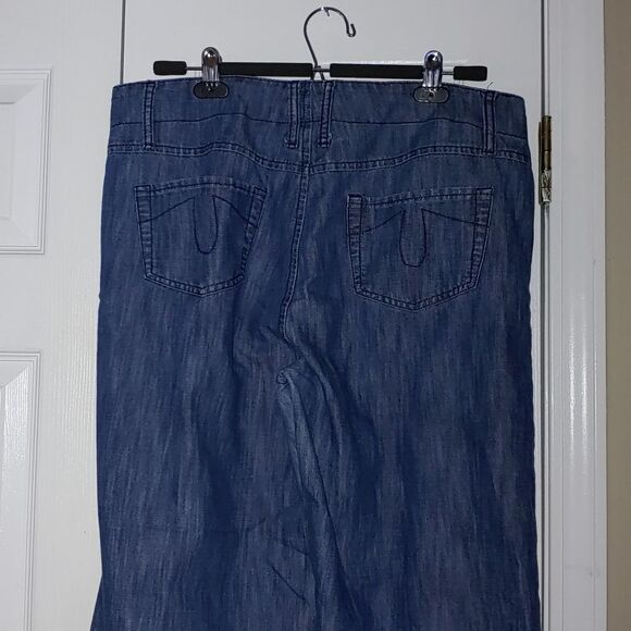 Drama  jean denium jacket and wide leg jean set  NWOT - Picture 8 of 12